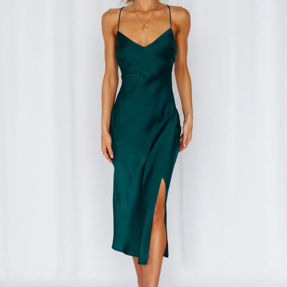 CRASHING PROM Emerald Green Midi Dress with Ruching at breast and slit Sm NWOT - Picture 2 of 12